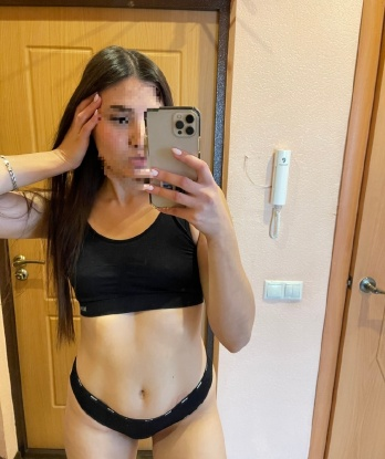 Молодая, стройная и страстная брюнетка готова исполнить все твои фантазии. Приятное общение и незабываемый опыт гарантированы. Фото реальные, звони! 2267, 22 года